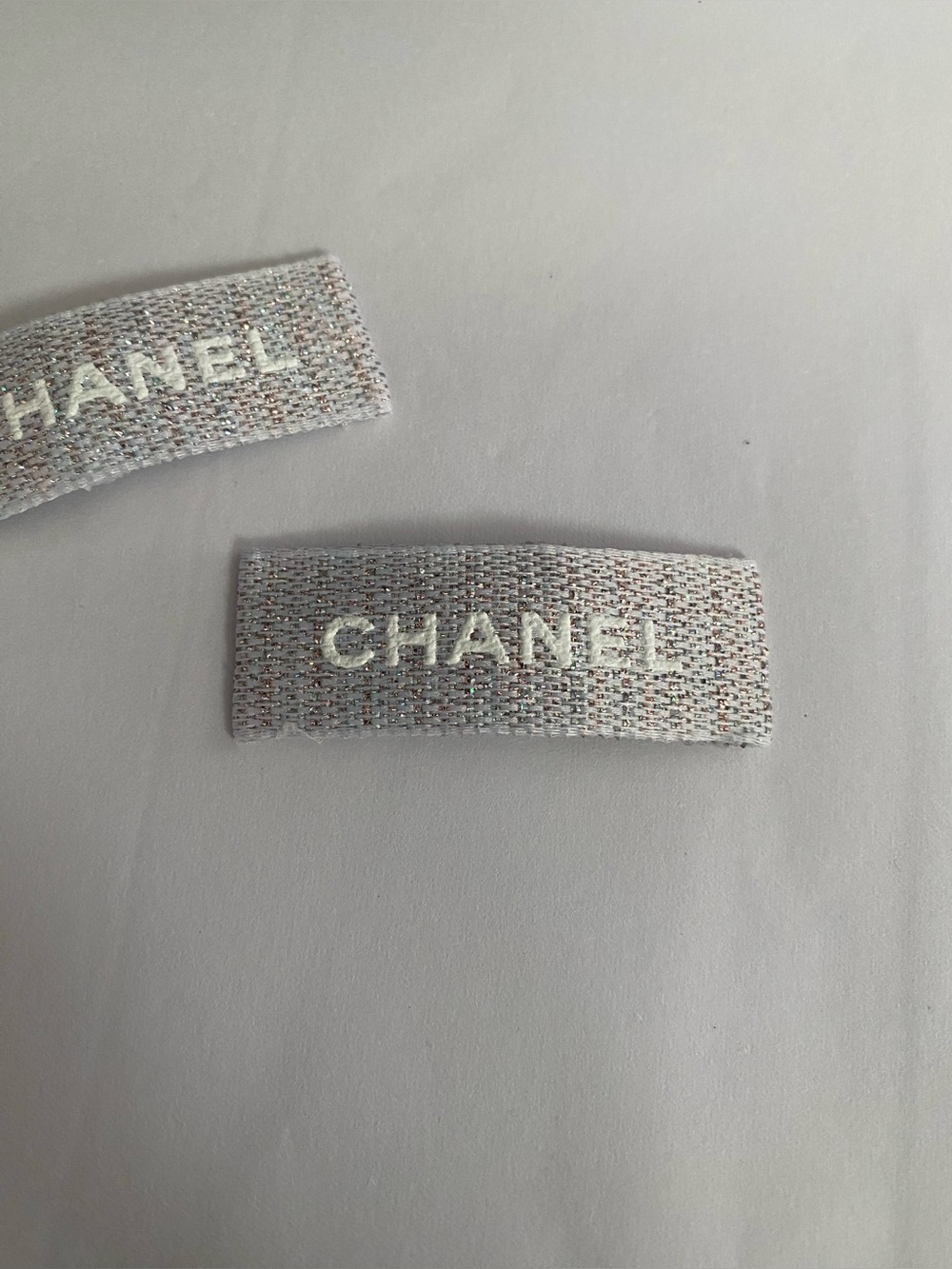 CHANEL Ribbon Silver Snap Hair Clips - Picture 2 of 4